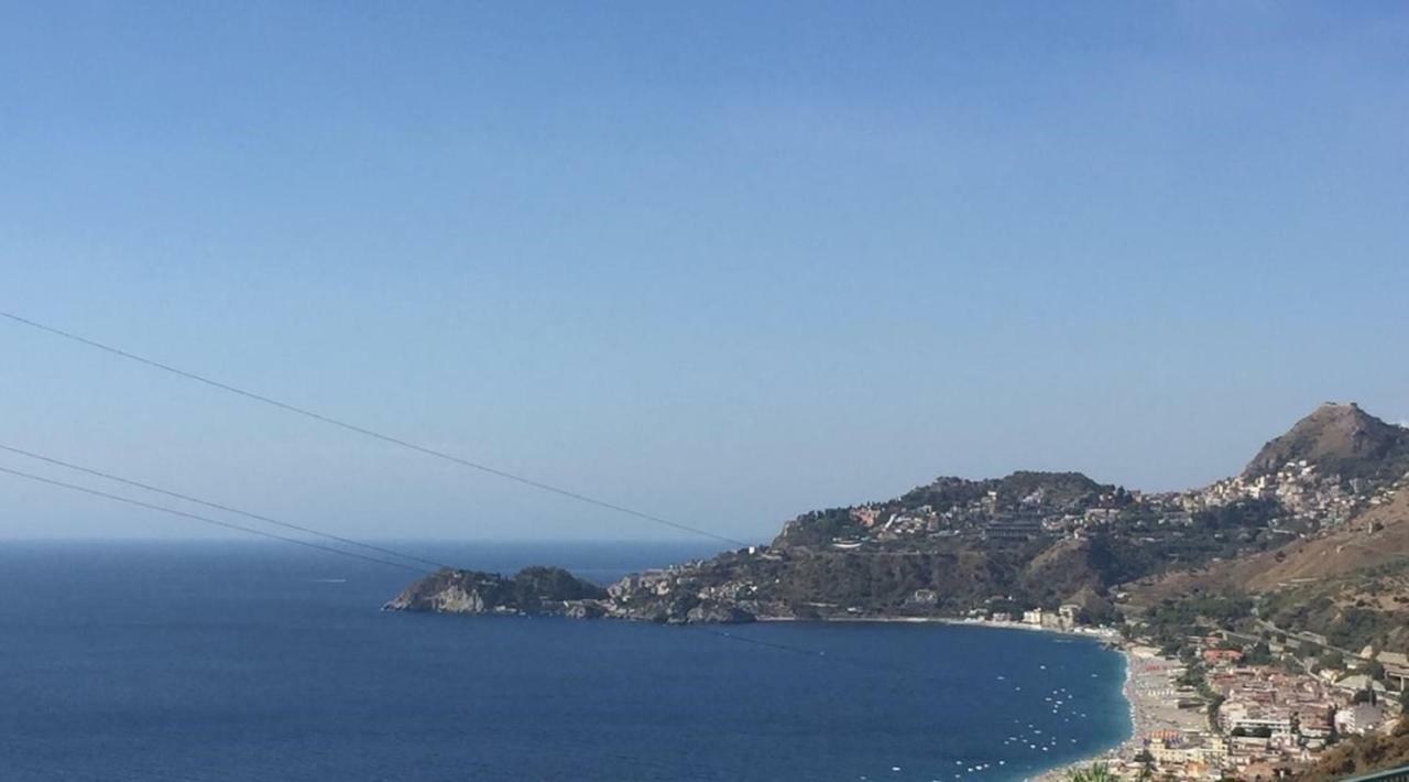 Residenza Jonica Apartment Letojanni Bagian luar foto